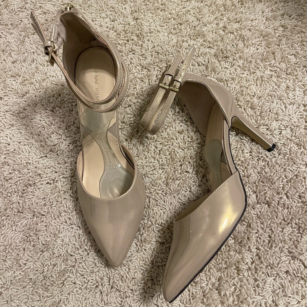 Adrienne Vittadini Pump